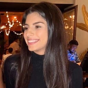 Meet your Posher, Sabine